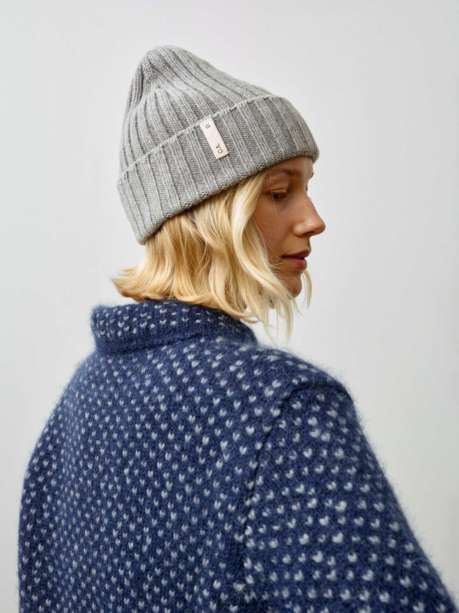 O.A.D. Cashmere Beanie
