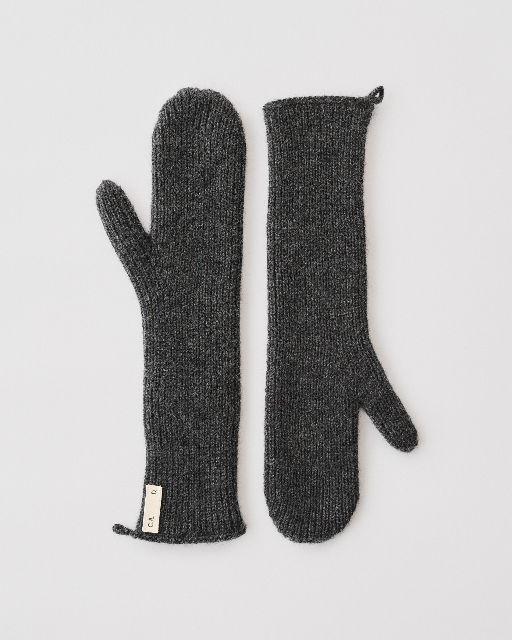 O.A.D. Mittens
