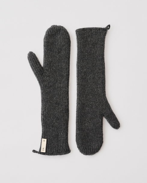 O.A.D. Mittens