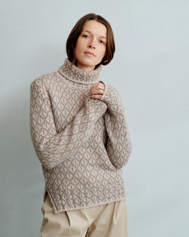 【DEARMINE】Velu Patch Henley Neck Knit Loop & Weft Smooth Drop Needle Rib Knit L/S Henley (2-Tone